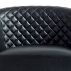 Sillón moderno de polipiel con ribete de tachuelas y giratorio