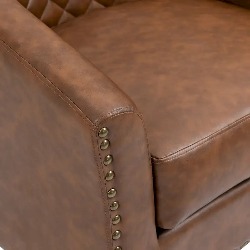 Sillón moderno de polipiel con ribete de tachuelas y giratorio